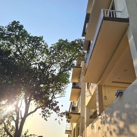 Mountain Hill Resort לונבלה מראה חיצוני תמונה
