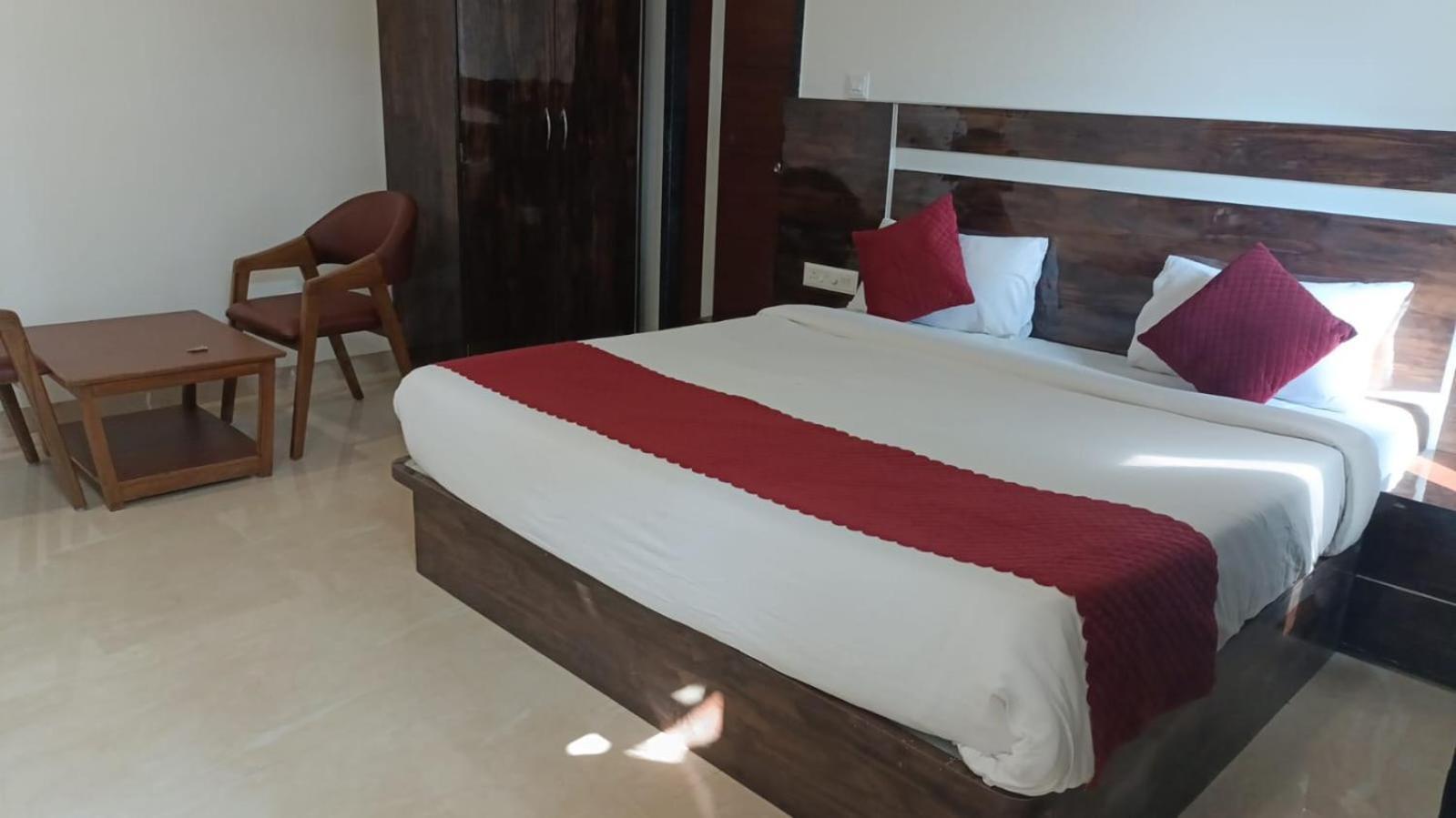 Mountain Hill Resort לונבלה מראה חיצוני תמונה